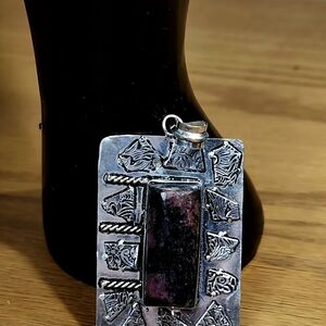 Artistic Silver and Black Pendant Necklace